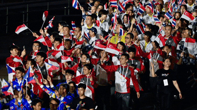 东体：足协曾考虑年初组织国足冬训，届时主教练也一并亮相