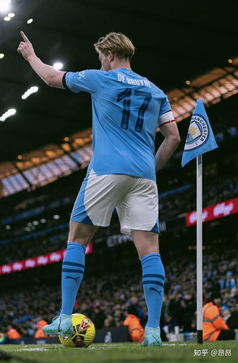 如何看待诺伊尔的失误？孔帕尼：我第一次听到这个说法